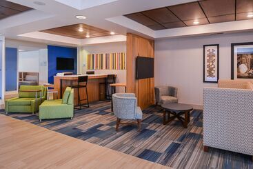 Holiday Inn Express Hotel & Suites Urbana Champaign U Of I Area, An Ihg