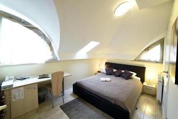 בית מלון כפרי Villa Zrina