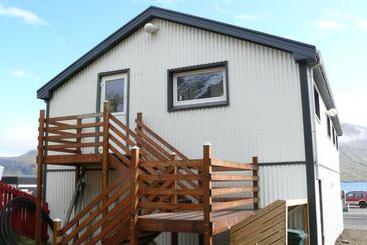 تختخواب و صبحانه Tonspil Guesthose