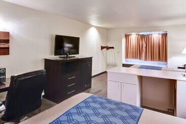 호텔 Rodeway Inn & Suites Lewisville I 35