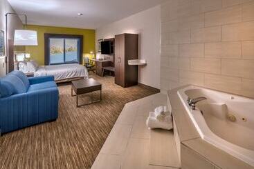 Holiday Inn Express Hotel & Suites Minden, An Ihg