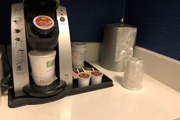 Holiday Inn Express Hotel & Suites Seaside Convention Center, An Ihg