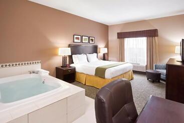 Holiday Inn Express Hotel & Suites Van Wert, An Ihg