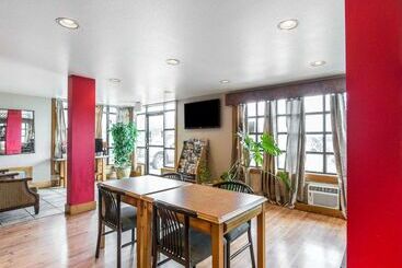 فندق Rodeway Inn Billings Logan Intl Airport Near St Vincent Hospital