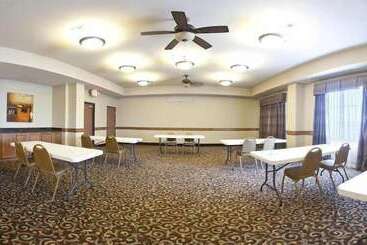 Holiday Inn Express Hotel And Suites Kingsville, An Ihg