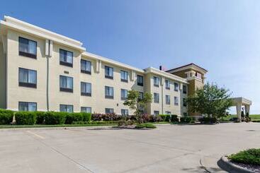 هتل Comfort Suites Salina South
