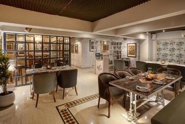 Hotel Executive Enclave