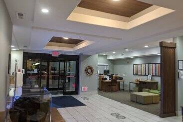 Holiday Inn Express Hotel & Suites Claypool Hill  Richlands Area, An Ihg