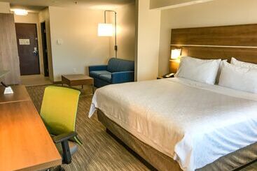 호텔 Holiday Inn Express & Suites Lubbock West, An Ihg