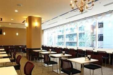 هتل Monte Hermana Sendai