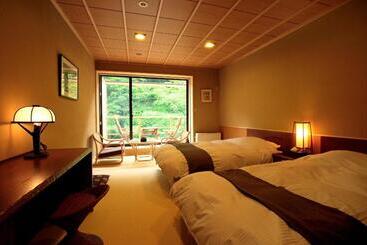 ホテル Shiotsubo Onsen