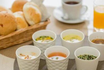 فندق Toyoko Inn Shin-Osaka Chuo-guchi Shinkan