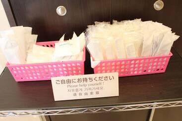 فندق Toyoko Inn Yokohama Stadium-mae Honkan