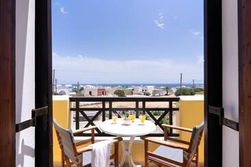 아파트 Mandilaria Studios