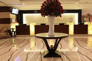 Mathema Premium Apart Doha