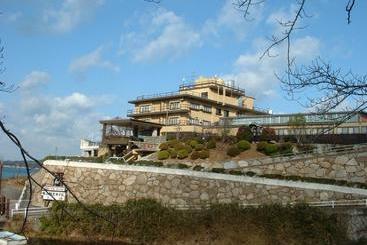 Отель Ajikanko Umino Yadori