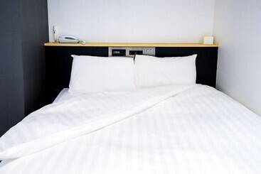 בית מלון כפרי Ramada Encore By Wyndham Amagasaki