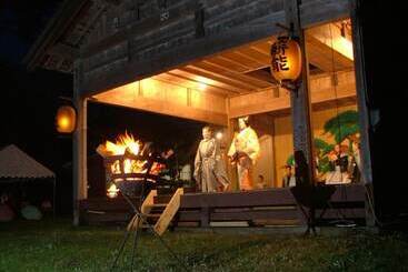 هتل Sado Ryotsu Shiizaki Onsen