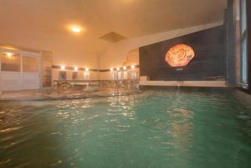 Отель Hot Spring Minamida Spa  Apple Land