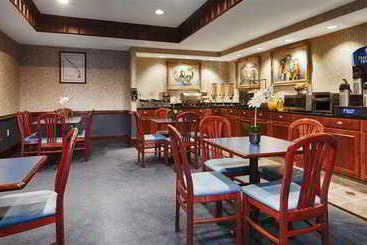 هتل Homestead Lodge Apart