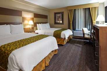 فندق Best Western Queens Court