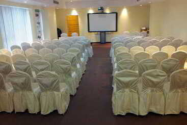 هتل Gokulam Park  Doha