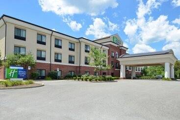 فندق Holiday Inn Express & Suites Fairmont, An Ihg