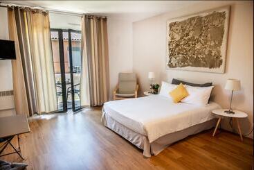 Отель Hôtel & Séminaire Le Patio Occitan   Toulouse Ouest   Francazal