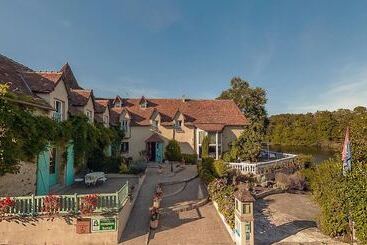 ホテル Les Etangs De Guibert