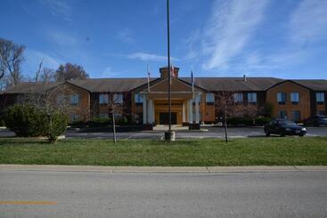 호텔 Countryside Inn And Suites