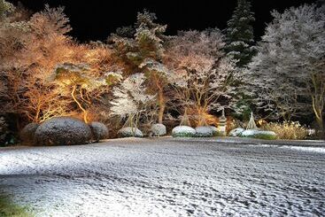 Отель Nasu Onsen Sanraku