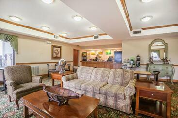 هتل Tahlequah Inn