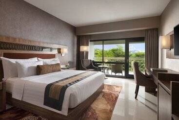 فندق Royal Ambarrukmo Yogyakarta