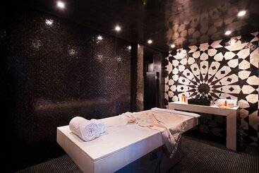 هتل Sofitel Casablanca Tour Blanche