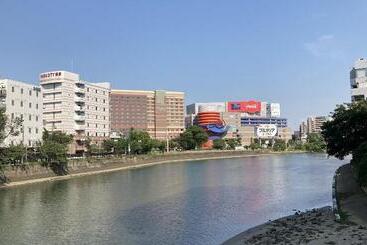 호텔 Toyoko Inn Hakata Nishi-nakasu