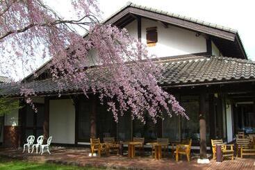 ホテル Tsumagoi Prince