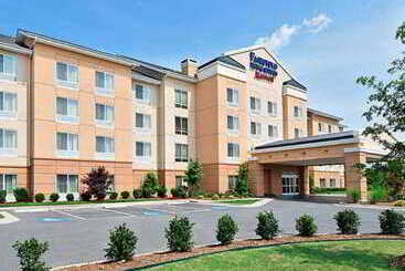 هتل آپارتمان Fairfield Inn And Suites By Marriott Conway