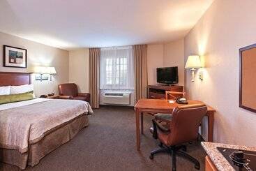 هتل Candlewood Suites Pearland, An Ihg