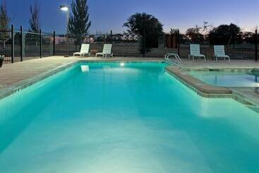 호텔 Candlewood Suites Roswell, An Ihg