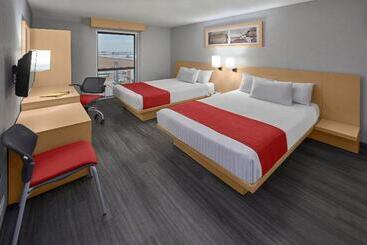 בית מלון כפרי City Express By Marriott Torreon