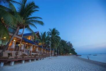 酒店 Coral View Island Resort