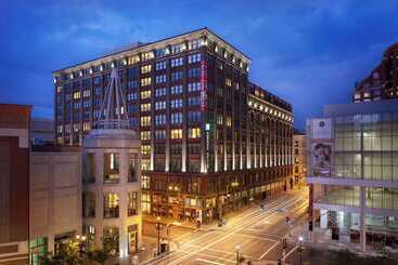 호텔 Embassy Suites By Hilton St. Louis Downtown