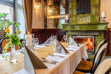 ホテル Galicja Wellness & Spa