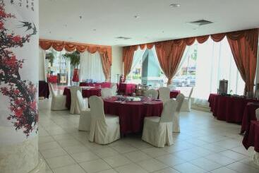 בית מלון כפרי Grand Kampar