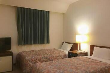 בית מלון כפרי Marroad Inn Kumagaya