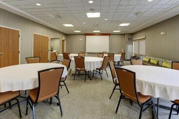 Отель Springhill Suites Dayton South/miamisburg