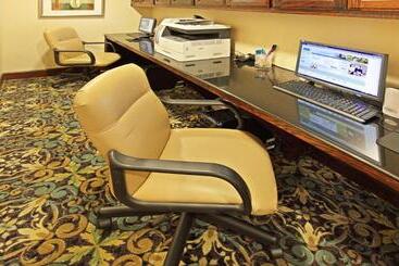 هتل Staybridge Suites Hot Springs, An Ihg