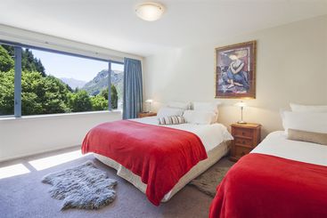 تختخواب و صبحانه Coronet View Apartments