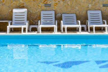 هتل B&b Villa Paula