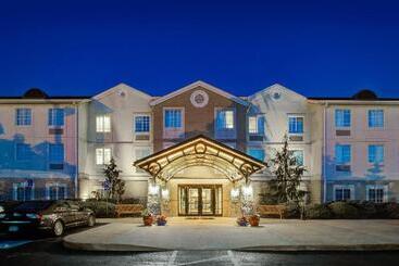 호텔 Staybridge Suites Cleveland Mayfield Heights Beachwood, An Ihg